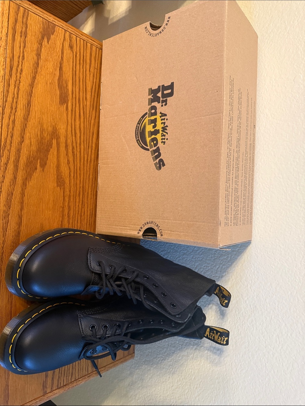 Dr. Martens 1460 8-Eye Boot